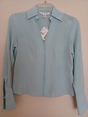 NWT Petite Sophisticate Silk Blouse Sz 2 Light Blue